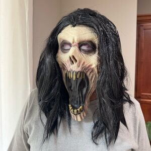 Screaming Skull Ghoul Halloween Mask w/ Long Black Hair – Adult One Size costume